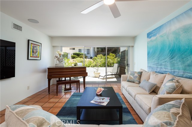 Detail Gallery Image 13 of 33 For 2012 Baja, Newport Beach,  CA 92660 - 3 Beds | 2 Baths