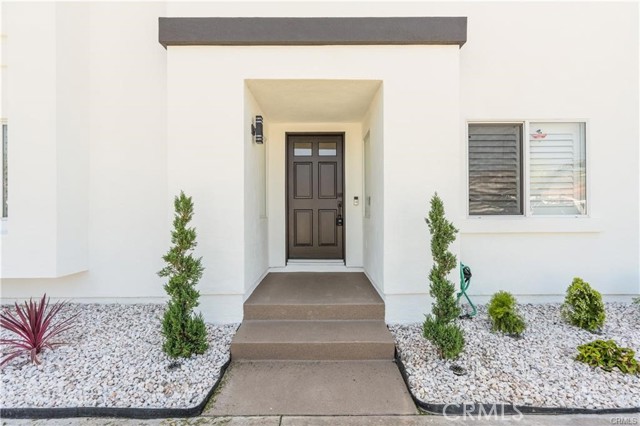 Detail Gallery Image 3 of 22 For 427 14th St, Huntington Beach,  CA 92648 - 3 Beds | 3/1 Baths