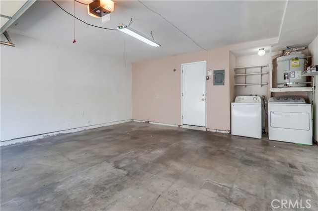 Detail Gallery Image 57 of 59 For 7302 Bright Ave #B,  Whittier,  CA 90602 - 2 Beds | 3 Baths