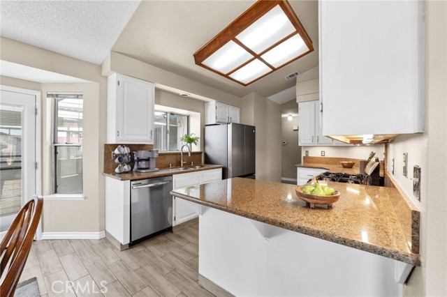 Detail Gallery Image 11 of 37 For 26337 Dracaea Ave, Moreno Valley,  CA 92555 - 3 Beds | 2 Baths