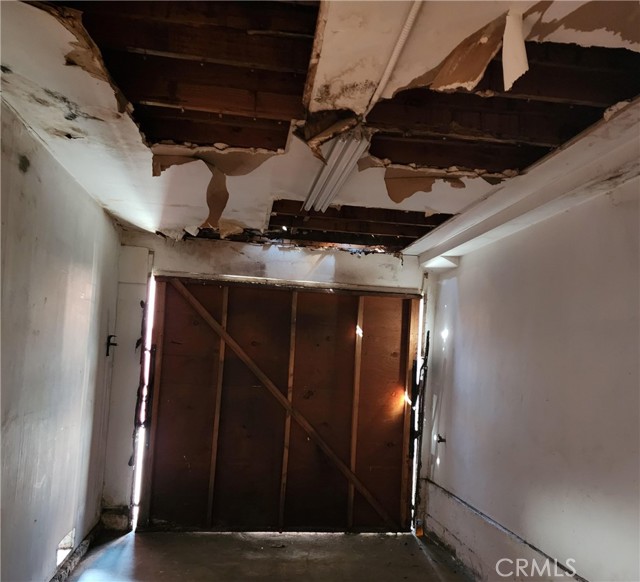 411 N Brannick, Los Angeles CA: https://media.crmls.org/medias/58f3edac-3b42-4b4a-a8bc-a5c21bb96813.jpg