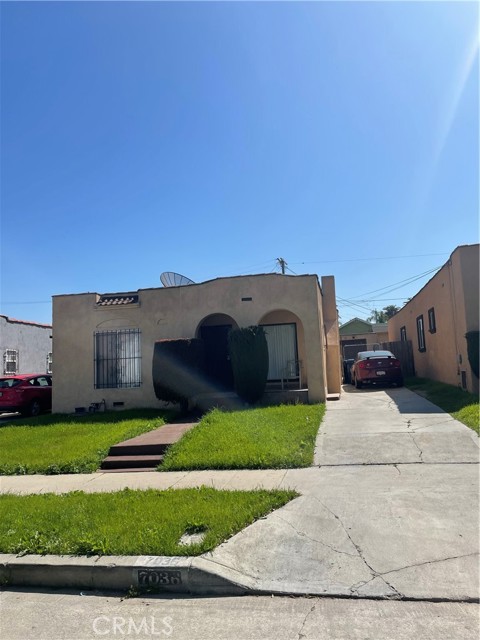 Detail Gallery Image 1 of 5 For 7036 6th Ave, Los Angeles,  CA 90043 - 3 Beds | 1 Baths