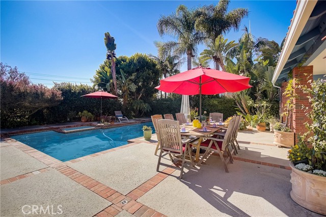 27 Misty Acres Road, Rolling Hills Estates, California 90274, 4 Bedrooms Bedrooms, ,3 BathroomsBathrooms,Residential,Sold,Misty Acres,SB21246271