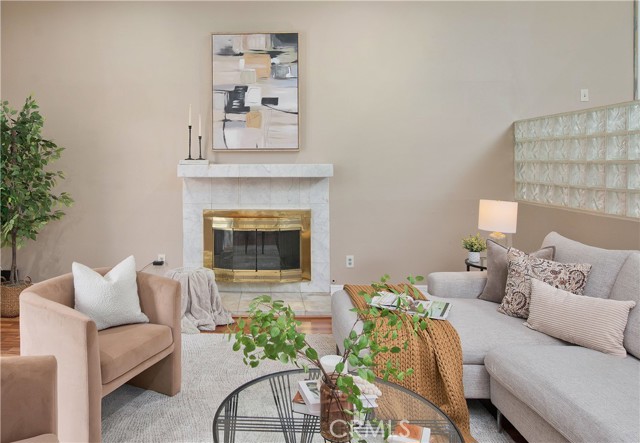 17812 Killion Street, J photo 4