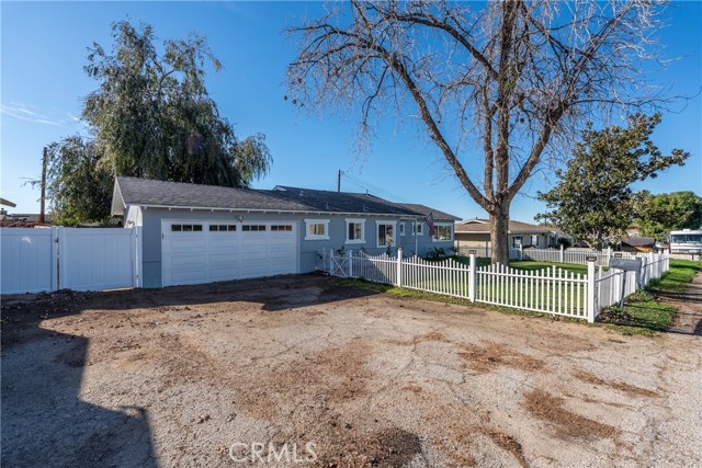 Detail Gallery Image 6 of 35 For 33675 Northview Dr, Yucaipa,  CA 92399 - 3 Beds | 2 Baths