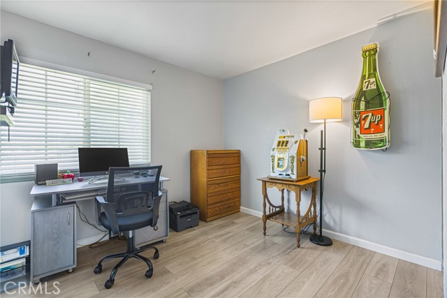 2951 S Plainfield Place, Ontario CA: https://media.crmls.org/medias/58f5b463-5b58-4f90-a61a-f891ef65c6b2.jpg