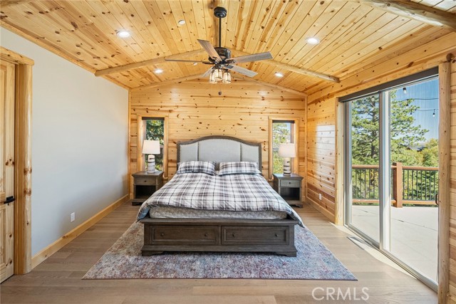 1658 Tuolumne Road, Big Bear City CA: https://media.crmls.org/medias/58f63c8b-a02b-4639-8492-0f3130589bbe.jpg