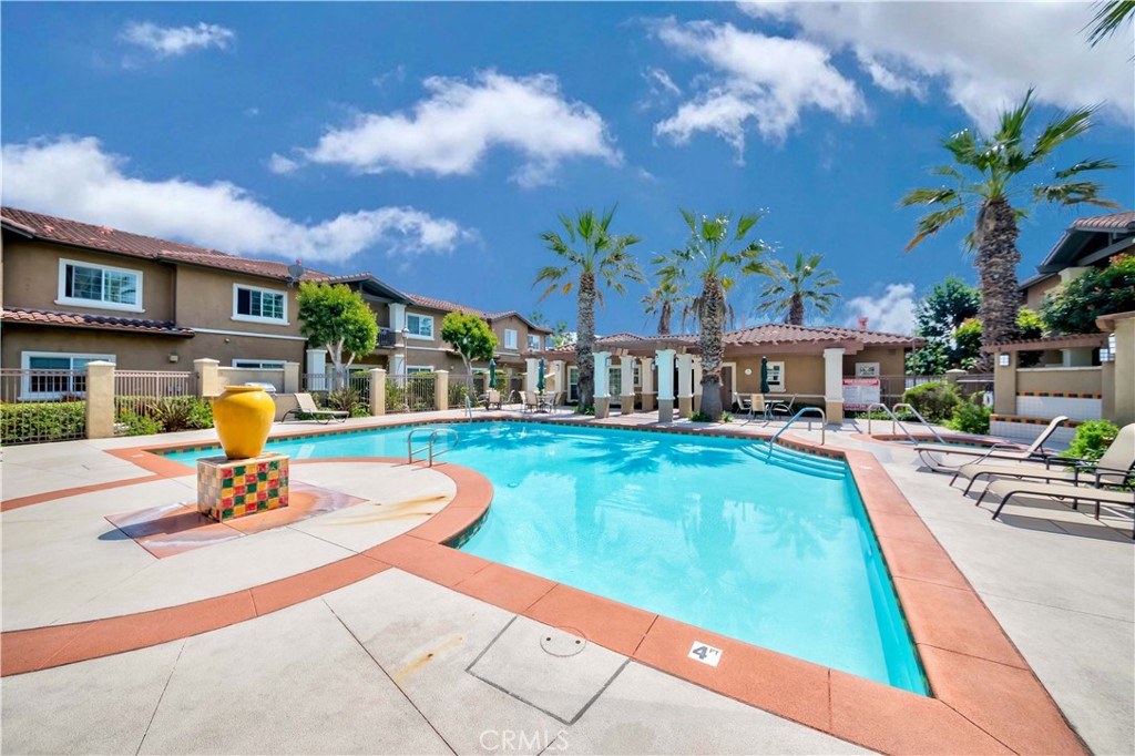 17760 Independence Lane