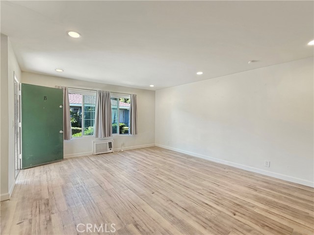 Front Image Thumbnail for CRPW25216832