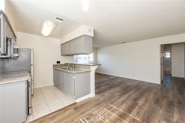 Detail Gallery Image 12 of 13 For 18236 Camino Bello #4,  Rowland Heights,  CA 91748 - 2 Beds | 1 Baths