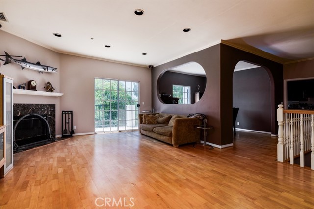 Detail Gallery Image 5 of 38 For 1515 Indiana Ave, South Pasadena,  CA 91030 - 5 Beds | 3/1 Baths