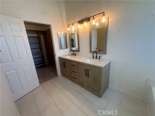22800 Robin, Grand Terrace CA: https://media.crmls.org/medias/58f9ba9f-08f0-41d1-bc4f-d4087d7b1f64.jpg