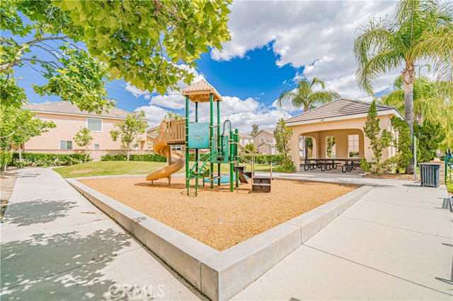 Detail Gallery Image 25 of 26 For 24472 Montevista Cir, Valencia,  CA 91354 - 3 Beds | 3 Baths