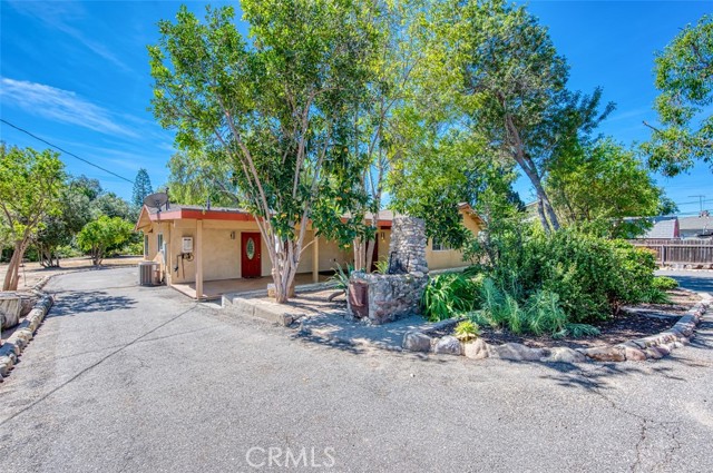 Detail Gallery Image 10 of 28 For 18771 Oriente Dr, Yorba Linda,  CA 92886 - 3 Beds | 2 Baths