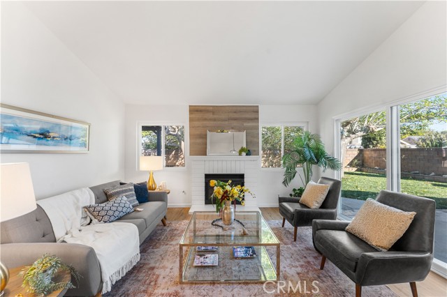 Detail Gallery Image 7 of 46 For 3519 Jupiter Ave, Palmdale,  CA 93550 - 4 Beds | 2 Baths