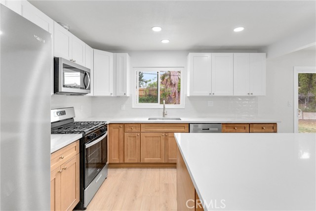 Detail Gallery Image 17 of 39 For 14420 Plantana Dr, La Mirada,  CA 90638 - 4 Beds | 2 Baths