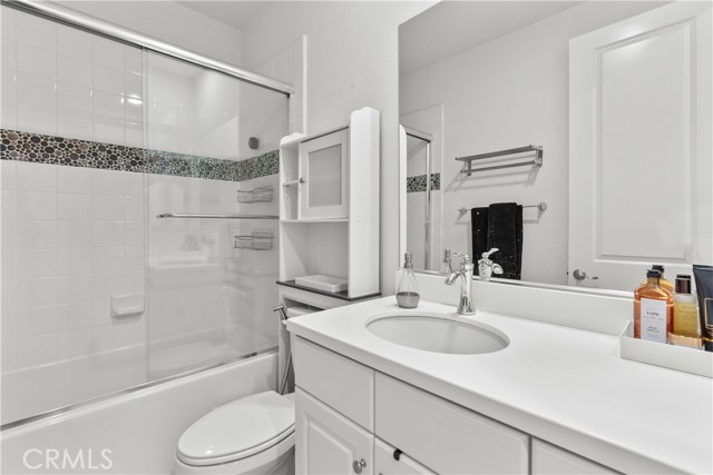 Detail Gallery Image 43 of 73 For 27601 Skylark Ln, Saugus,  CA 91350 - 6 Beds | 5/1 Baths
