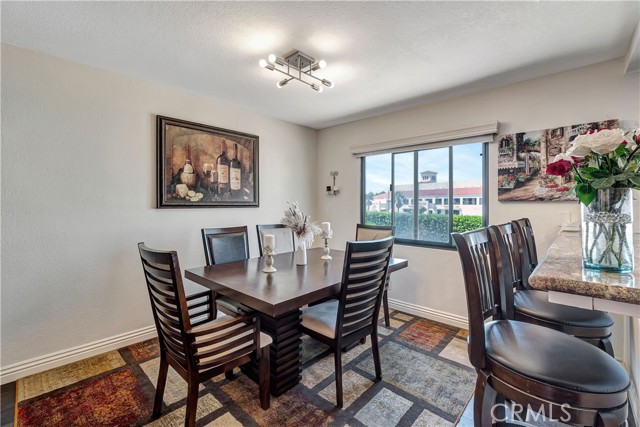 Detail Gallery Image 11 of 36 For 16396 Martin Ln #118,  Huntington Beach,  CA 92649 - 2 Beds | 2/1 Baths