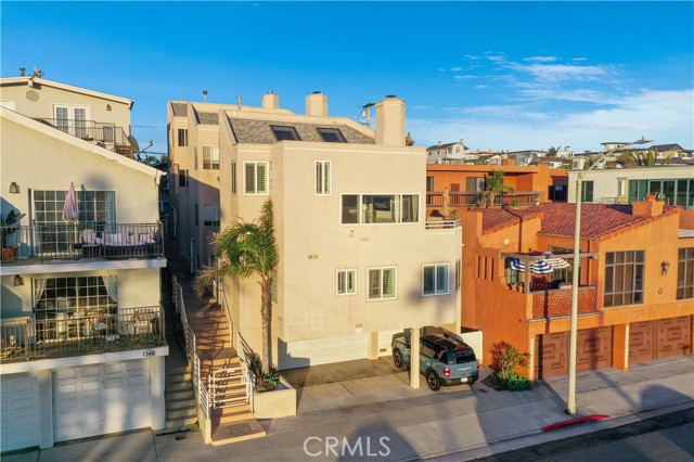 1338 Manhattan Avenue, Hermosa Beach, California 90254, 3 Bedrooms Bedrooms, ,3 BathroomsBathrooms,Residential,Sold,Manhattan,SB23150123