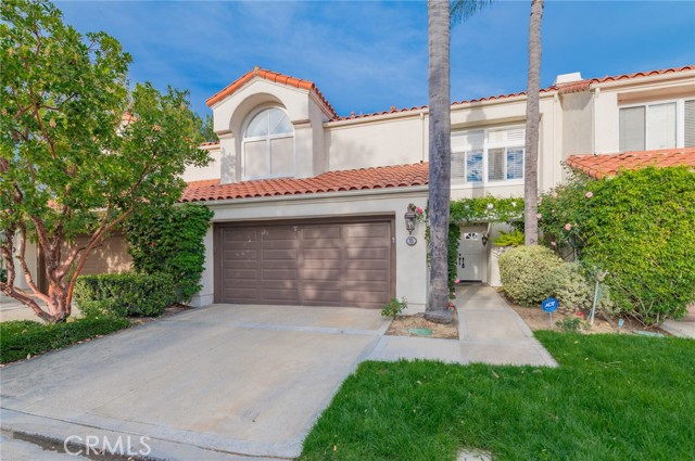 Detail Gallery Image 2 of 37 For 15 Baristo, Irvine,  CA 92612 - 2 Beds | 2/1 Baths