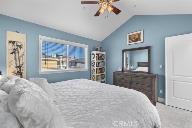 2010 Gates Avenue, Redondo Beach, California 90278, 4 Bedrooms Bedrooms, ,3 BathroomsBathrooms,Residential,Sold,Gates,SB22098892