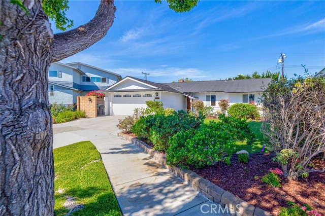 Detail Gallery Image 5 of 56 For 2913 Redwood Ave, Costa Mesa,  CA 92626 - 3 Beds | 2 Baths