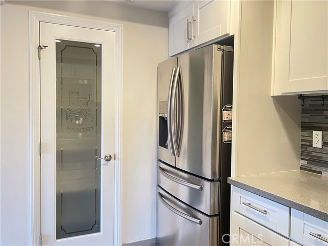 100 Hurlbut Street, Pasadena CA: https://media.crmls.org/medias/58ffead8-959d-48a8-ad52-f3faac576ffb.jpg
