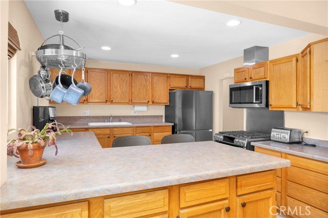 Detail Gallery Image 12 of 31 For 1521 S Dallas Dr, Anaheim,  CA 92804 - 3 Beds | 2/1 Baths
