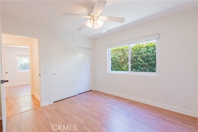 7215 Enfield Avenue, Reseda CA: https://media.crmls.org/medias/5901088a-2461-49db-a147-18a6d250ddf5.jpg