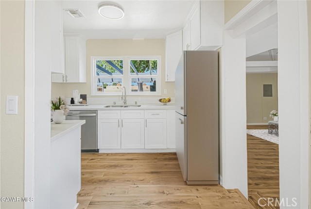 44503 Fern Ave, Lancaster, CA 93534 photo 9