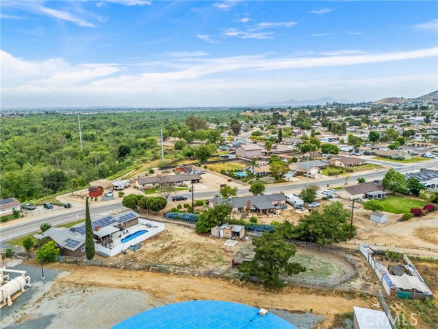 Detail Gallery Image 59 of 74 For 3998 Bluff, Norco,  CA 92860 - 4 Beds | 2/1 Baths
