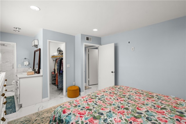 Detail Gallery Image 14 of 32 For 805 Ocean Ave #4,  Seal Beach,  CA 90740 - 3 Beds | 2 Baths