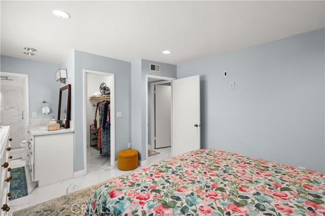 Detail Gallery Image 14 of 32 For 805 Ocean Ave #4,  Seal Beach,  CA 90740 - 3 Beds | 2 Baths