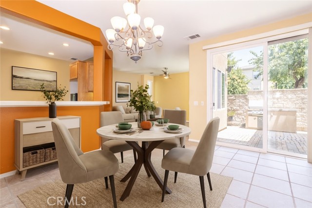 Detail Gallery Image 10 of 38 For 11480 Autumn Glen Ct, Porter Ranch,  CA 91326 - 3 Beds | 3 Baths