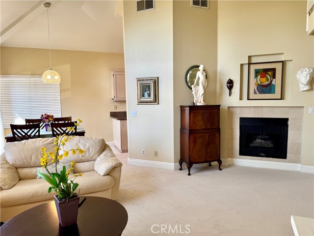 Detail Gallery Image 5 of 40 For 18110 Erik Ct #592,  Canyon Country,  CA 91387 - 2 Beds | 2 Baths