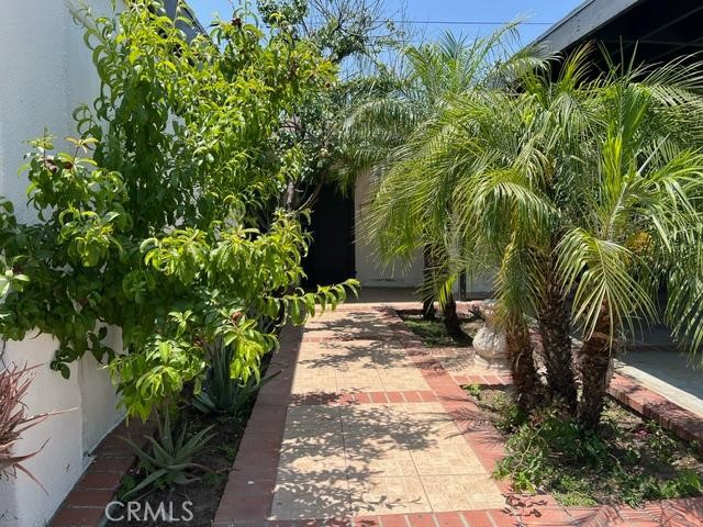 12760 Judd Street, Pacoima CA: https://media.crmls.org/medias/590432fa-0e4d-432e-9187-85b6ca60c5df.jpg