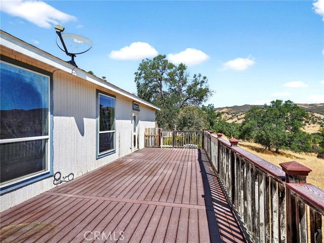 2564 Indian Hill Road, Clearlake Oaks CA: https://media.crmls.org/medias/590464de-71d8-4f21-bdf4-0794d81d1f06.jpg