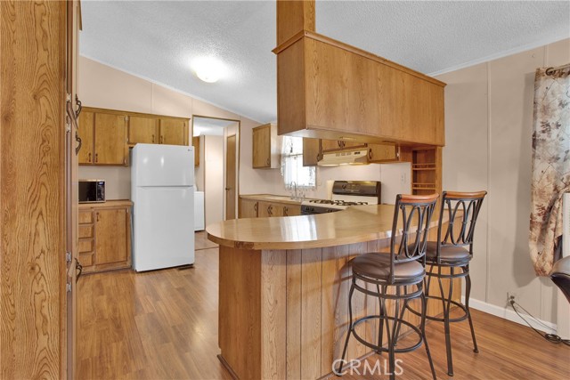 350 S Willow Avenue, Rialto CA: https://media.crmls.org/medias/59057a77-398b-4104-bdf5-f700ba9f5630.jpg