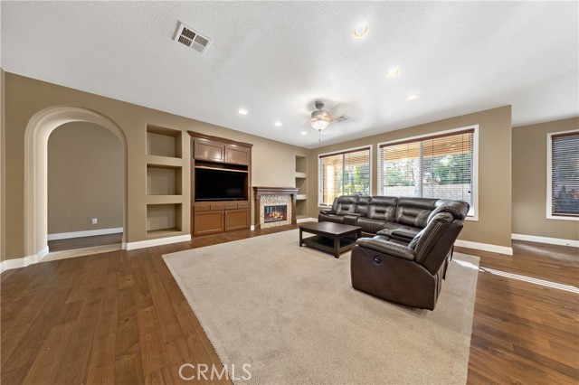 Detail Gallery Image 3 of 62 For 29351 Castaway Ct, Menifee,  CA 92585 - 3 Beds | 2/1 Baths