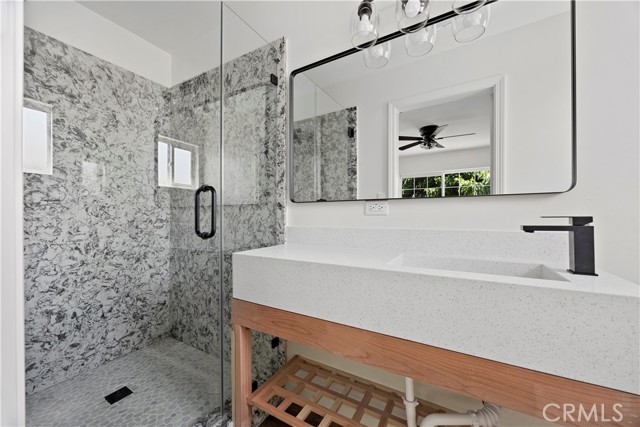 Detail Gallery Image 19 of 38 For 2521 Pacheco Rd, Bakersfield,  CA 93307 - 4 Beds | 2 Baths