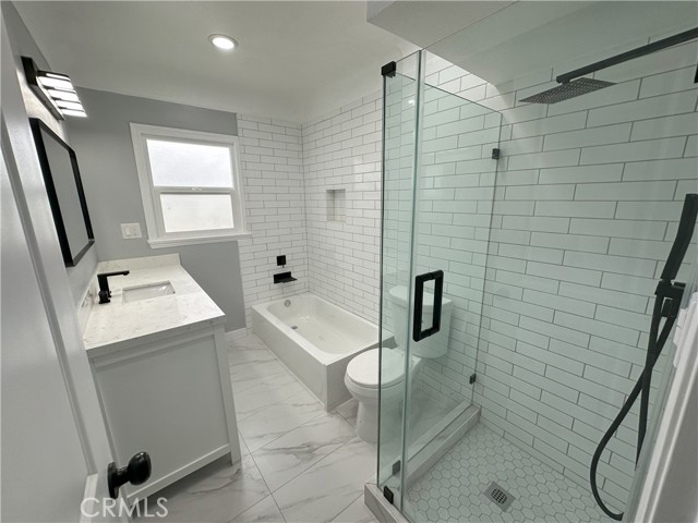 8460 Truxton Avenue, Los Angeles CA: https://media.crmls.org/medias/59088b8b-5eb7-4e02-90e0-d6f1af7053a7.jpg