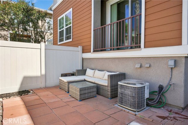 Detail Gallery Image 4 of 64 For 3538 Torrance Bld #145,  Torrance,  CA 90503 - 3 Beds | 2/1 Baths