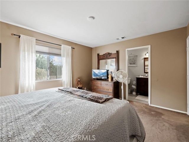 Detail Gallery Image 18 of 40 For 13397 Applewood Rd, Apple Valley,  CA 92308 - 3 Beds | 2 Baths