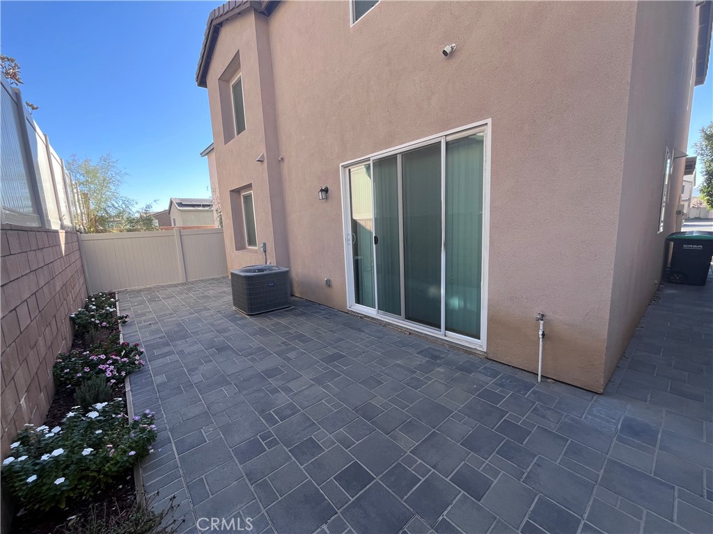 MLS #OC25231719 image #25