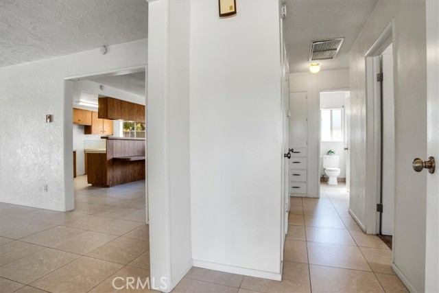 Detail Gallery Image 9 of 63 For 56469 Carlyle Dr, Yucca Valley,  CA 92284 - 2 Beds | 1 Baths