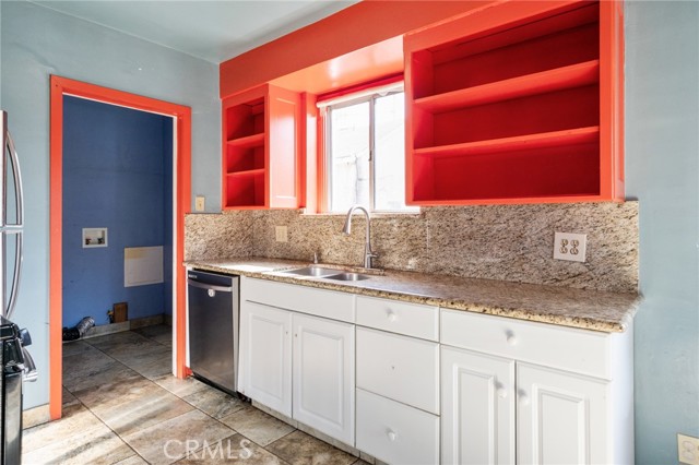 Detail Gallery Image 12 of 33 For 17234 Ardath Ave, Torrance,  CA 90504 - 2 Beds | 1 Baths