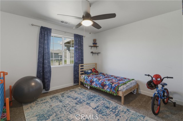 Detail Gallery Image 14 of 22 For 15688 Winnebago, Apple Valley,  CA 92307 - 4 Beds | 2/1 Baths