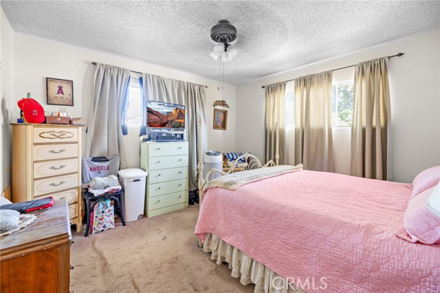 1107 Okoboji Drive, Arcadia CA: https://media.crmls.org/medias/590a0996-6e9a-4a14-b7ef-a8665aec53e4.jpg
