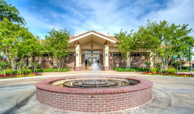 Detail Gallery Image 37 of 44 For 331 Hollyhill Dr, Bakersfield,  CA 93312 - 3 Beds | 2 Baths