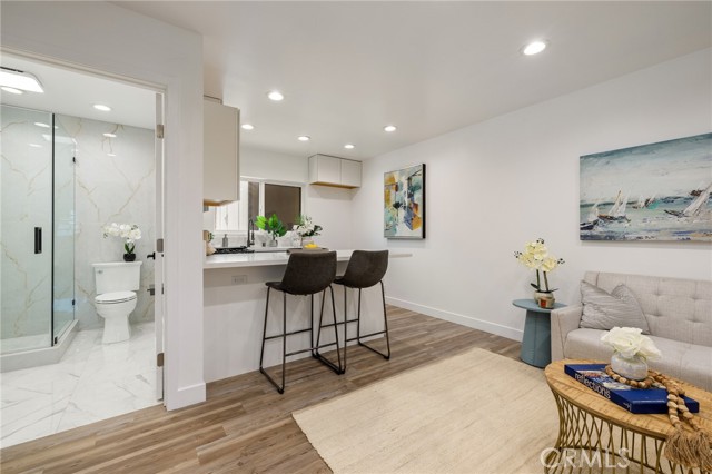 11012 Montgomery Avenue, Granada Hills CA: https://media.crmls.org/medias/590bad62-99c5-4210-be7b-7baac754ea4b.jpg